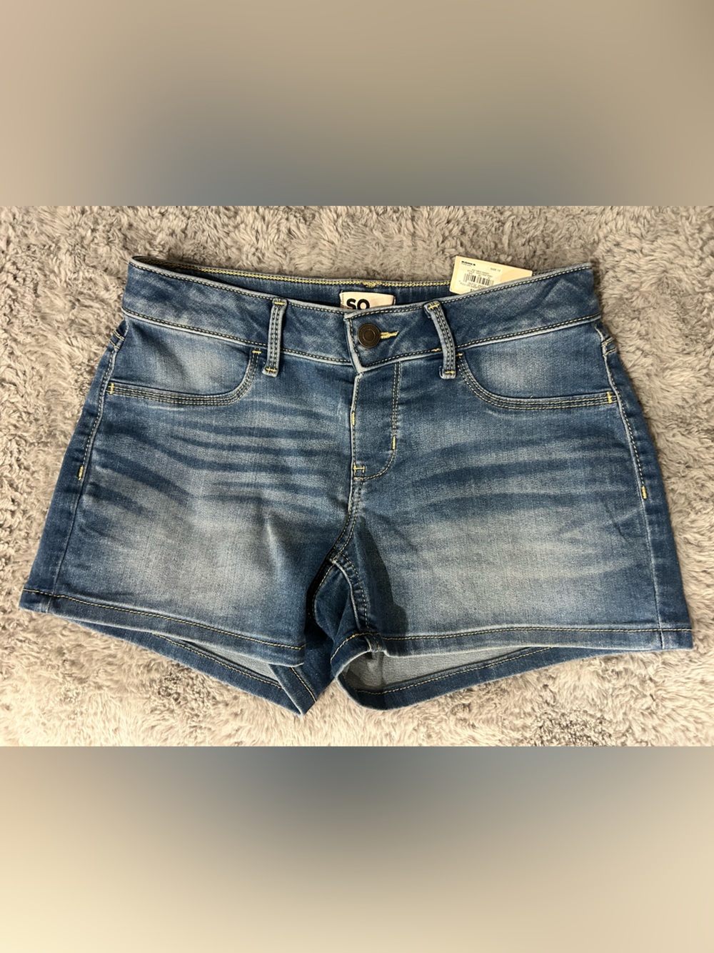 SO Mid Rise Pull-On Shortie in Blue Denim Girl’s Size 12 (NWT)